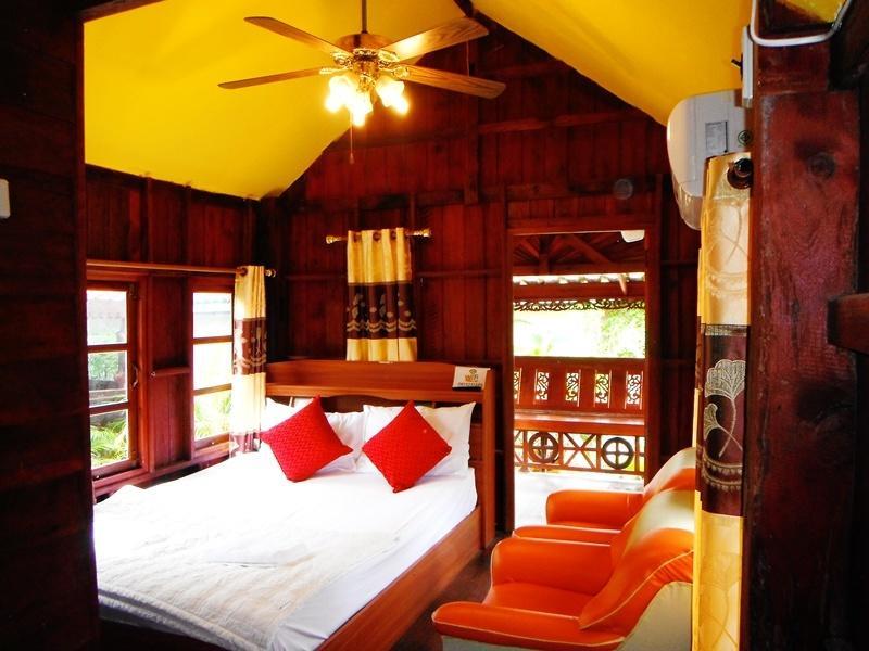 Suksomjai Hotel Rayong Habitación foto